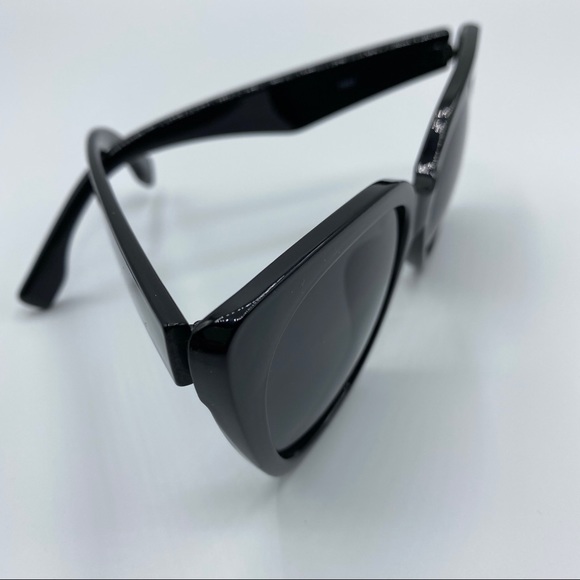 Luxe Black Cat Eye Sunglasses - Picture 5 of 7